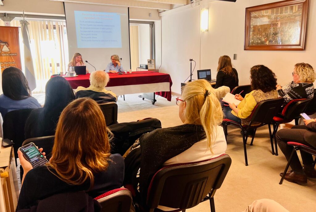 Dra Pagano en Colegio de Abogados Bariloche (13)