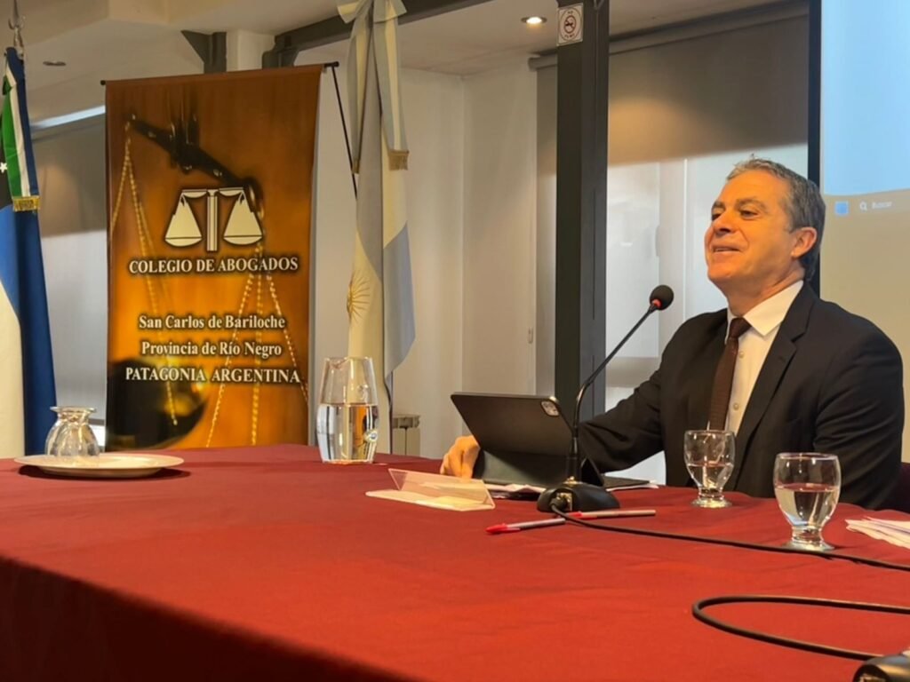 JORNADA CIVIL Y SEGUROS BARILOCHE (54)